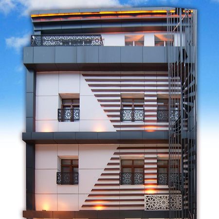 Istanbul Palace Hotel Exterior photo